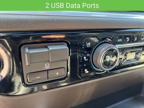 Used 2022 Chevrolet Silverado 1500 LTZ w/ LTZ Premium Package AWD/4WD image 27