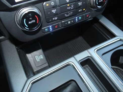Used 2020 Ford F150 Raptor w/ Equipment Group 802A Luxury AWD/4WD image 33