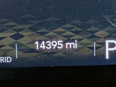 Certified 2025 Jeep Wrangler Unlimited Sahara image 25