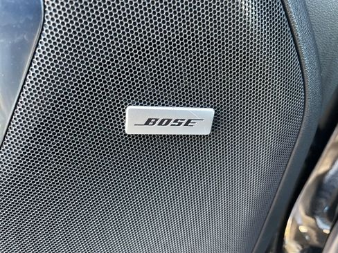 Used 2023 Chevrolet Suburban Z71 w/ Luxury Package image 7