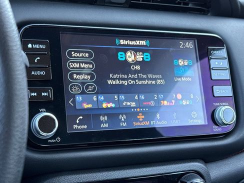 Used 2024 Nissan Kicks SR image 18