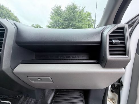 Used 2022 Ford F250 XL w/ Power Equipment Group AWD/4WD image 19
