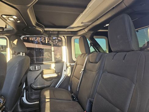 Used 2020 Jeep Wrangler Unlimited Sport image 8