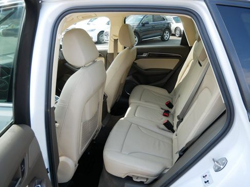 Used 2016 Audi Q5 3.0T Premium Plus w/ Technology Package AWD/4WD image 11