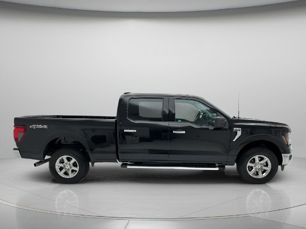 Used 2024 Ford F150 XLT w/ Tow/Haul Package AWD/4WD image 4
