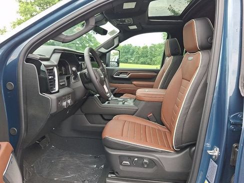 New 2026 GMC Sierra 2500 Denali Ultimate AWD/4WD image 6