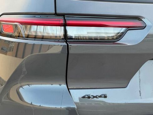 New 2025 Jeep Grand Cherokee L Limited image 25