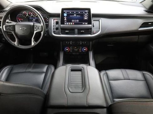 Used 2021 Chevrolet Suburban RST w/ Luxury Package image 12