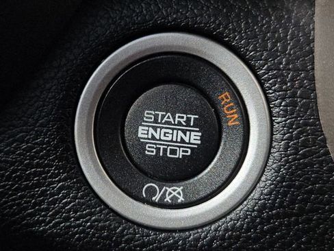 Used 2024 RAM 2500 Laramie image 22