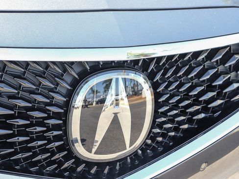 Used 2022 Acura MDX w/ Technology Package FWD image 4