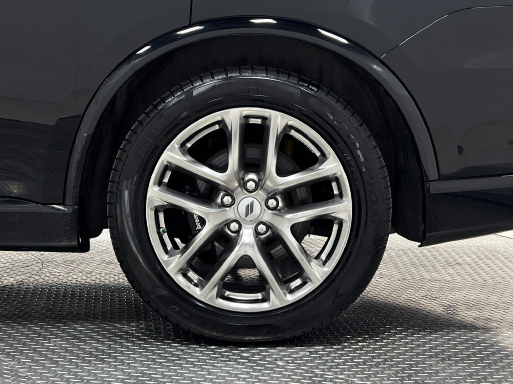 Used 2021 Dodge Durango R/T w/ Tow 'N Go Group AWD/4WD image 41