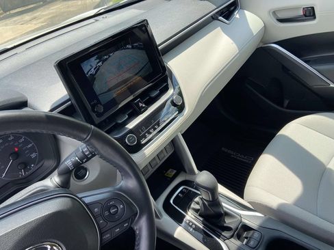Used 2023 Toyota Corolla Cross LE FWD image 28