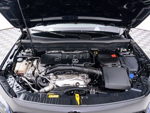 Certified 2023 Mercedes-Benz GLB 250 GLB 250 image 32