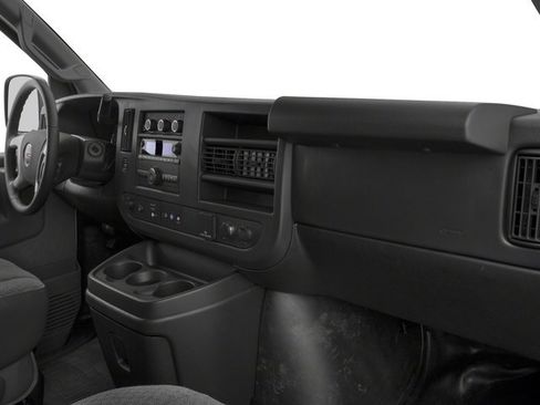 Used 2017 GMC Savana 2500 Extended image 57