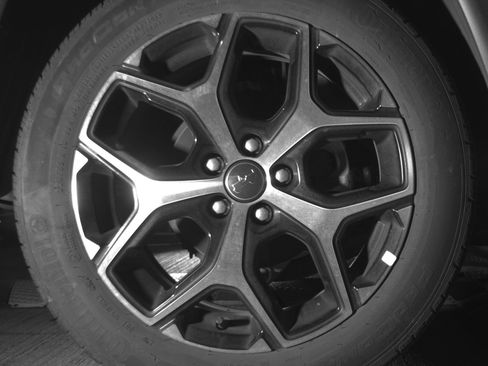 Used 2025 Jeep Compass Limited image 15