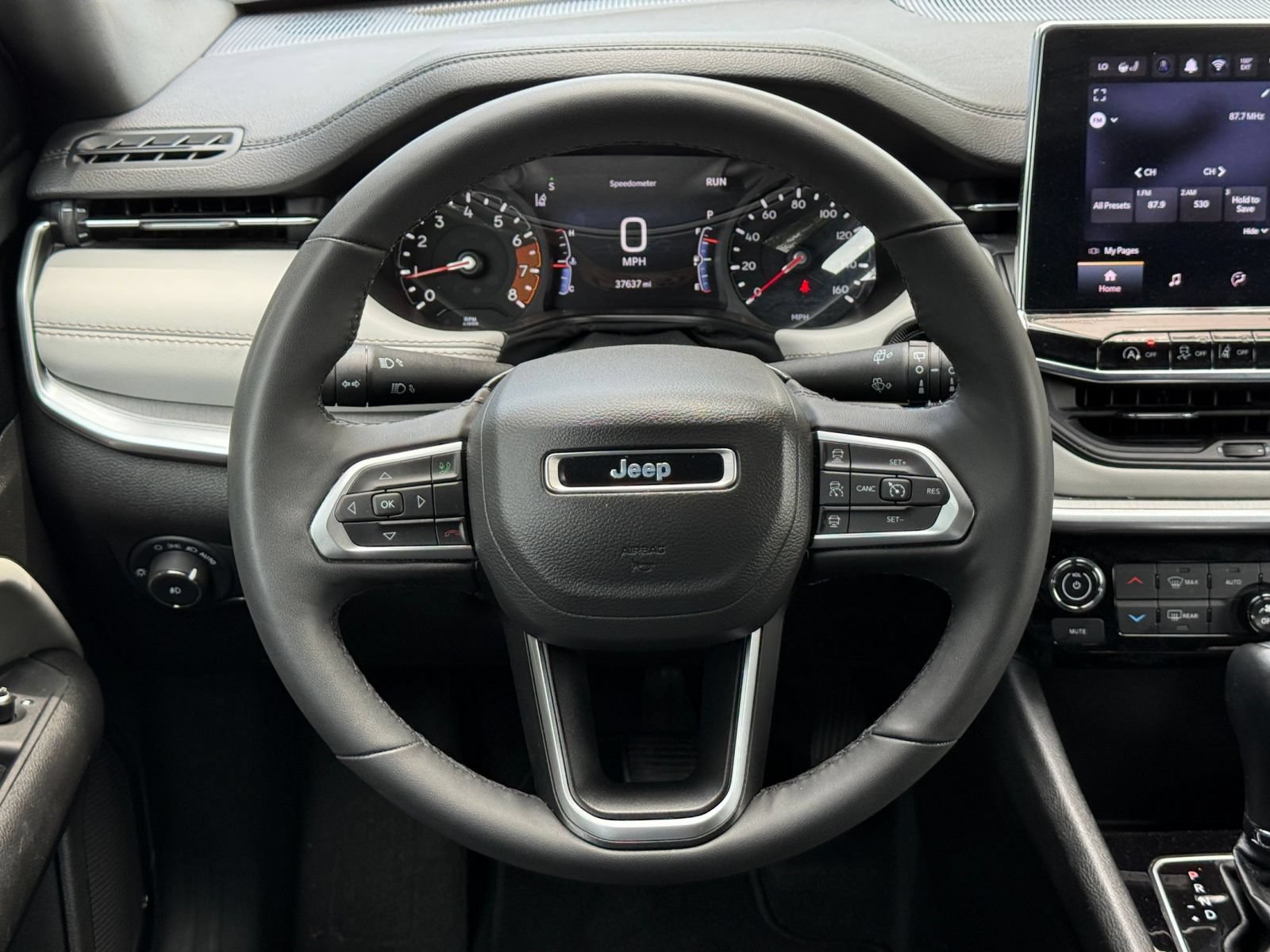 Used 2025 Jeep Compass Limited AWD/4WD image 27