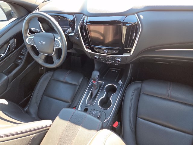 Used 2023 Chevrolet Traverse RS AWD/4WD image 25
