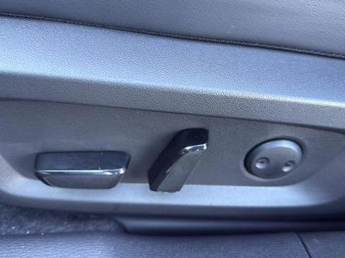 New 2026 Mitsubishi Outlander FWD image 13