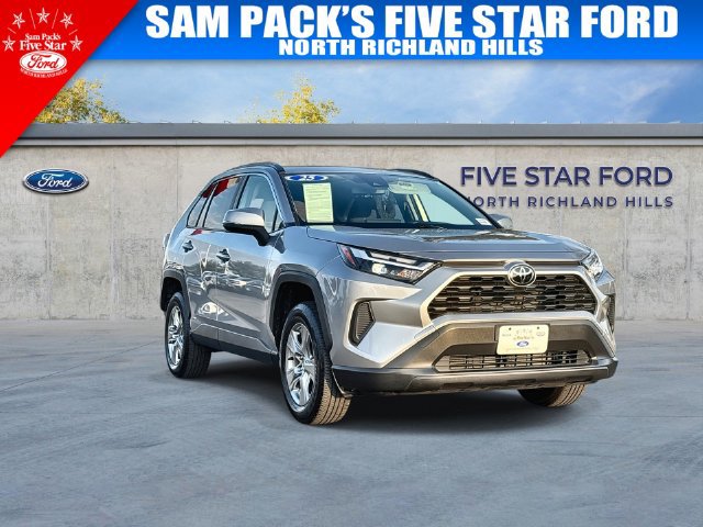 Used 2025 Toyota RAV4 XLE w/ Convenience Package AWD/4WD image 1