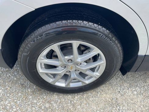 Used 2022 Chevrolet Equinox LS AWD/4WD image 29
