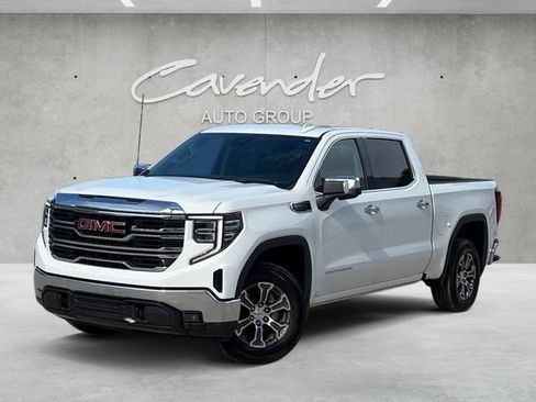 Used 2025 GMC Sierra 1500 SLT RWD image 1