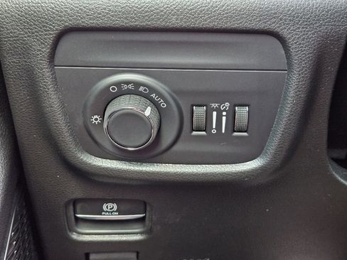 New 2026 Jeep Grand Cherokee Laredo image 20