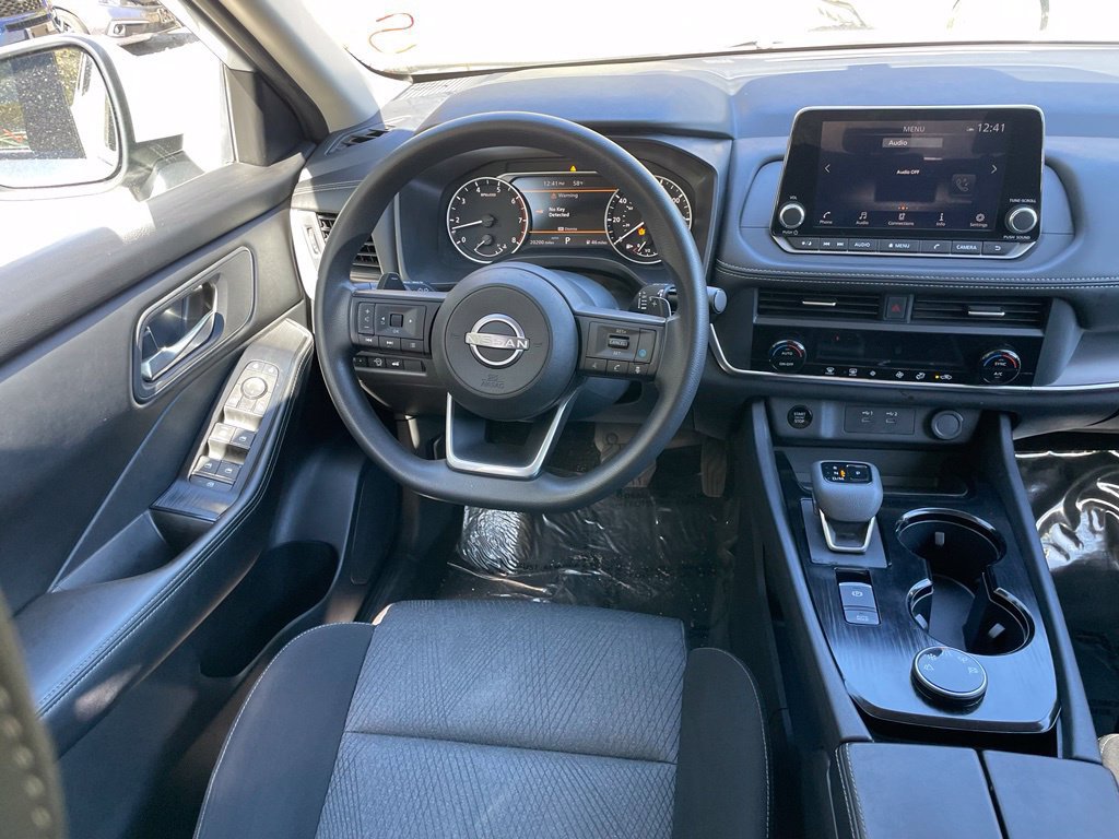 Certified 2024 Nissan Rogue SV AWD/4WD image 9