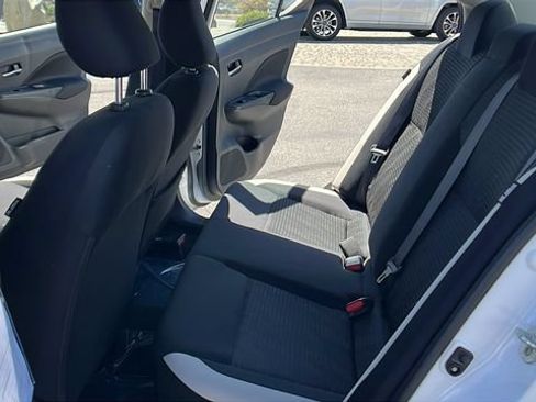 Used 2022 Nissan Versa SV FWD image 20