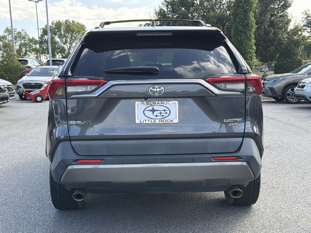 Used 2019 Toyota RAV4 Limited w/ Cold Weather Package AWD/4WD image 4