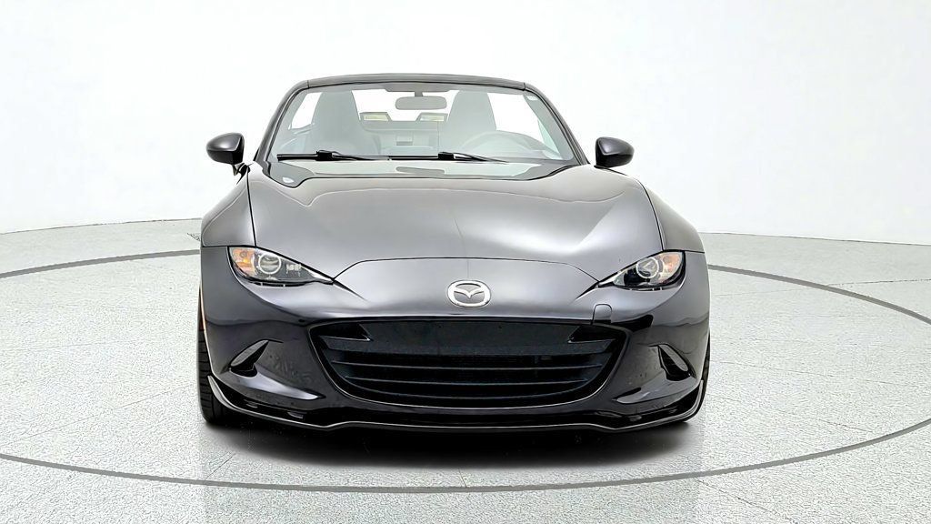 Used 2016 MAZDA MX-5 Miata Club w/ Brembo/BBS Package RWD image 2