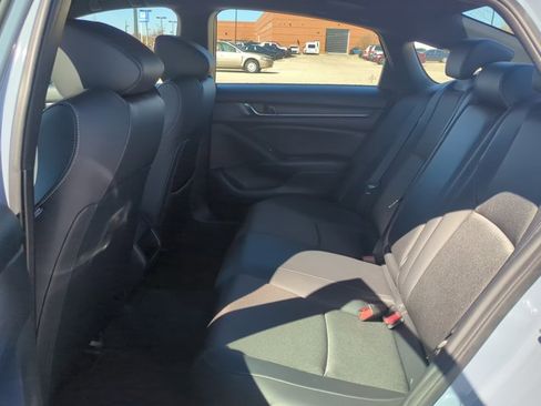 Used 2022 Honda Accord Sport image 17