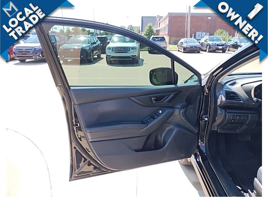 Used 2022 Subaru Crosstrek 2.0i Premium AWD/4WD image 12