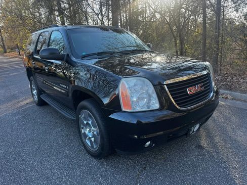 Used 2008 GMC Yukon SLE w/ Convenience Package image 5