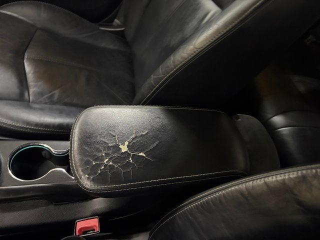 Used 2013 Chrysler 200 Limited FWD image 43