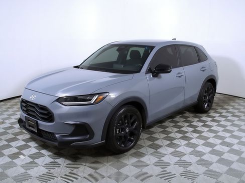 Used 2024 Honda HR-V Sport image 3