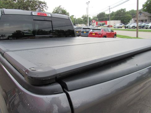 Used 2019 RAM 1500 Big Horn AWD/4WD image 14