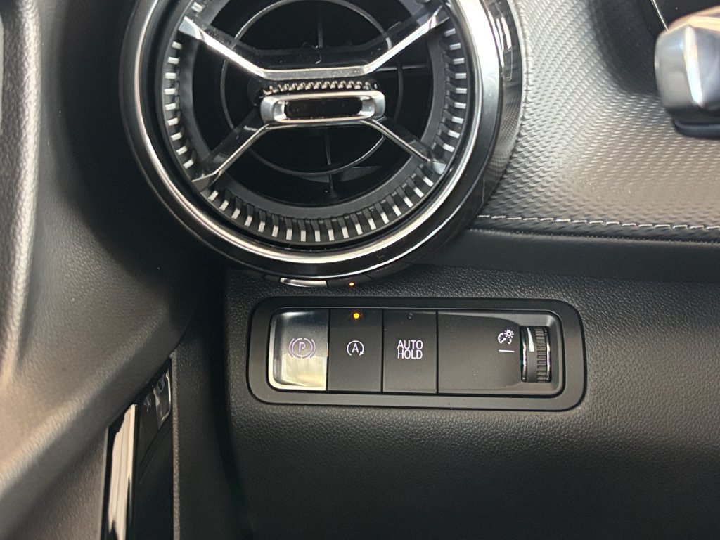 Used 2026 Chevrolet Equinox LT w/ Safety and Technology Package FWD image 24