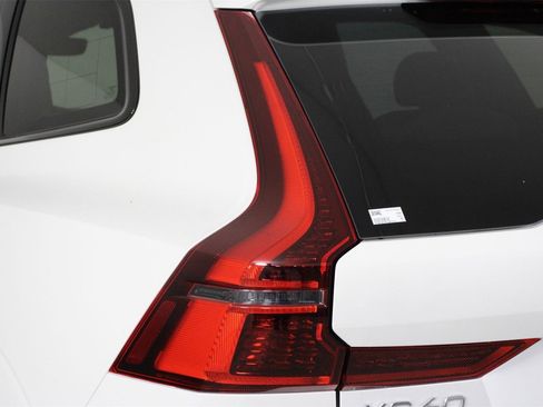 Used 2026 Volvo XC60 B5 Plus w/ Protection Package Premier image 18