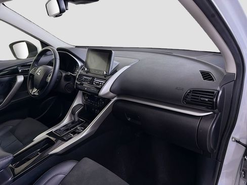 Used 2024 Mitsubishi Eclipse Cross SE image 30