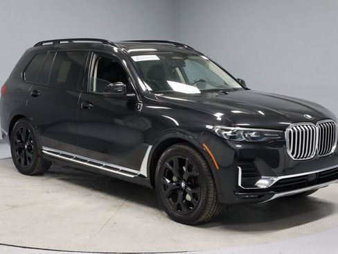 Used 2022 BMW X7 xDrive40i w/ Executive Package image 1