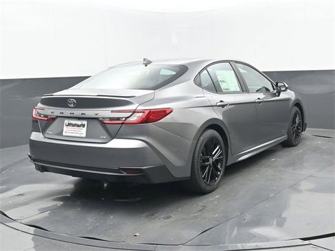 New 2026 Toyota Camry SE image 20