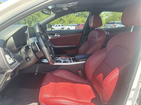 Used 2018 Kia Stinger GT1 RWD image 19