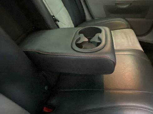 Used 2006 Dodge Charger SRT8 w/ SRT Option Group III image 39