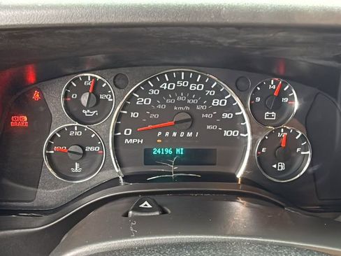 Used 2023 GMC Savana 2500 w/ Driver Convenience Package image 25