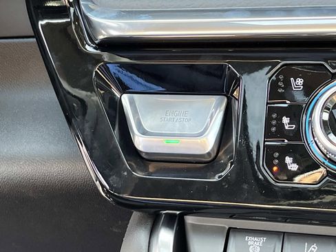 New 2026 GMC Sierra 2500 Denali w/ Denali Reserve Package image 32