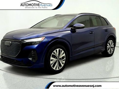Used 2025 Audi Q4 e-tron Premium Plus RWD image 1