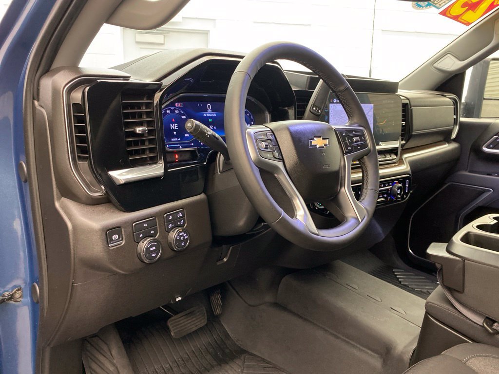 Used 2025 Chevrolet Silverado 2500 LT w/ Texas Edition AWD/4WD image 20
