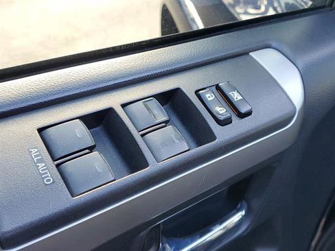 Used 2018 Toyota 4Runner SR5 Premium image 50