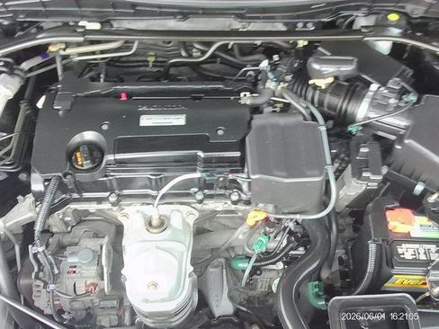 Used 2017 Honda Accord Sport image 9