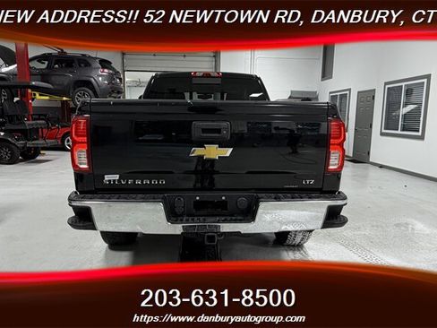 Used 2018 Chevrolet Silverado 1500 LTZ AWD/4WD image 4
